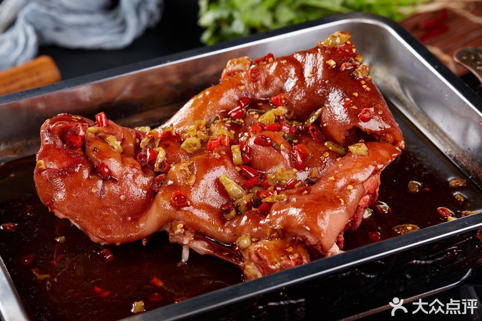 桃花江畔湘酒楼