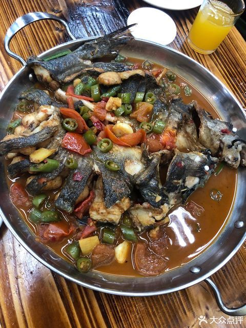 啤酒剑骨鱼图片