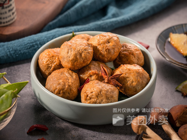 辣卤撒尿牛肉丸图片