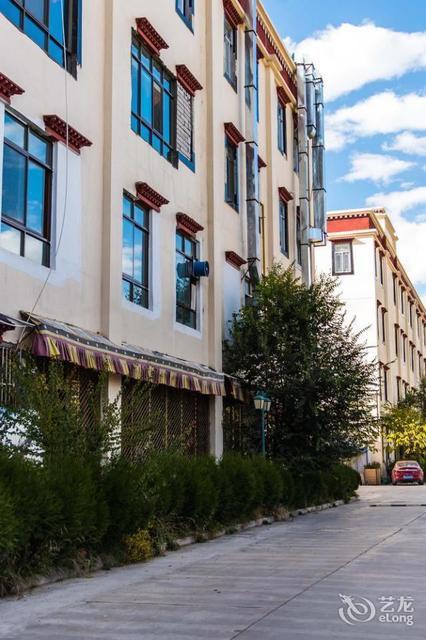 拉萨蓝色天路客栈