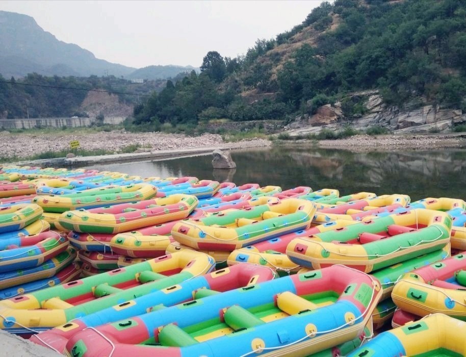 河北邢台大峡谷漂流