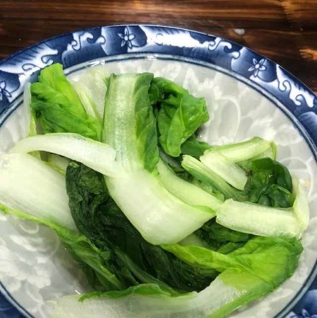烫青菜图片