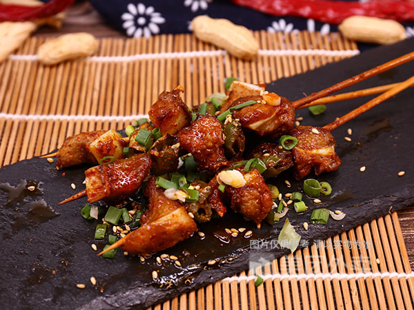 烤猪脆骨图片