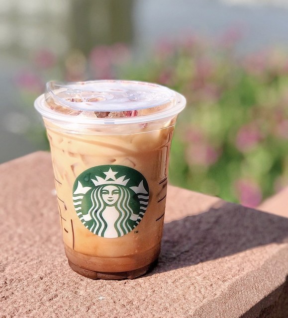 燕麦丝绒拿铁图片