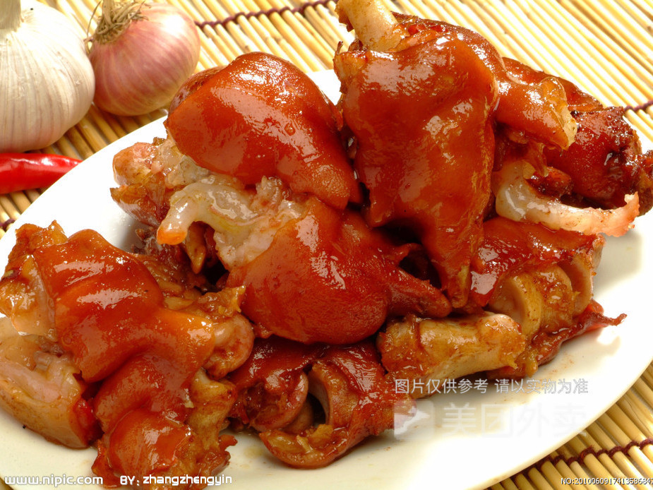 品悦熏酱小酒馆