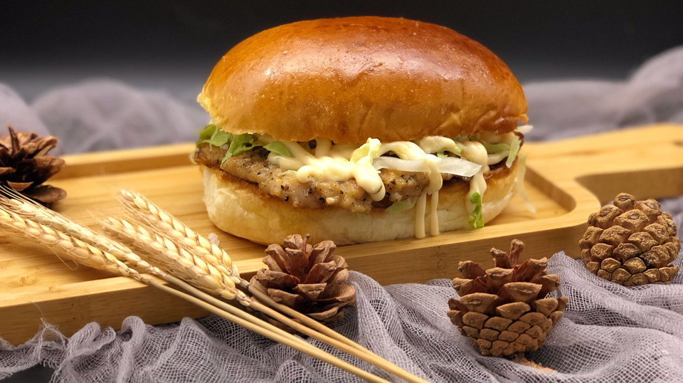 金牌黑椒猪扒包图片