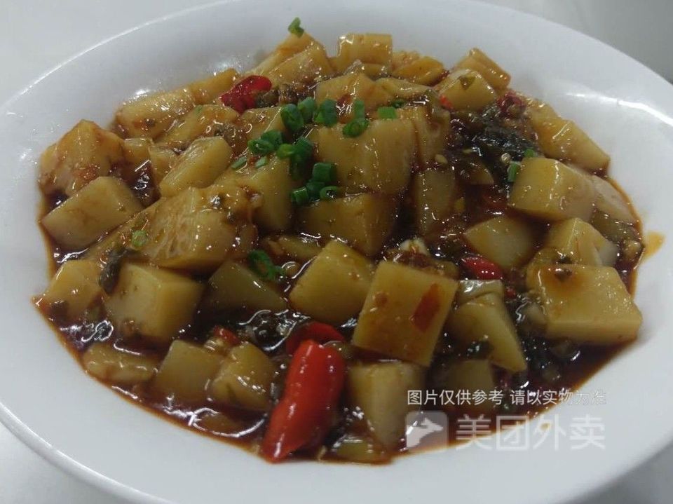 酸菜烧米豆腐图片