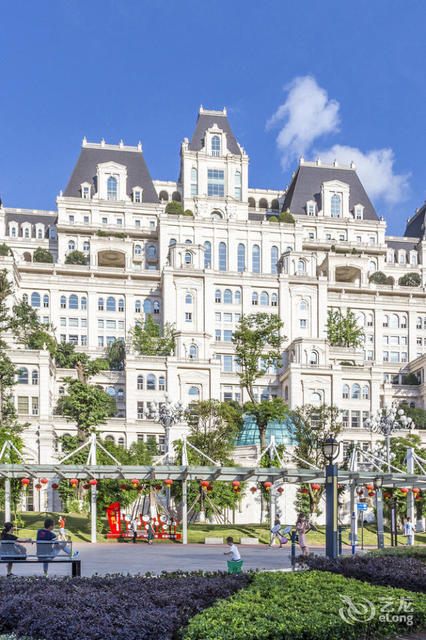 贵阳财富广场梵谷民宿(18号店)图片