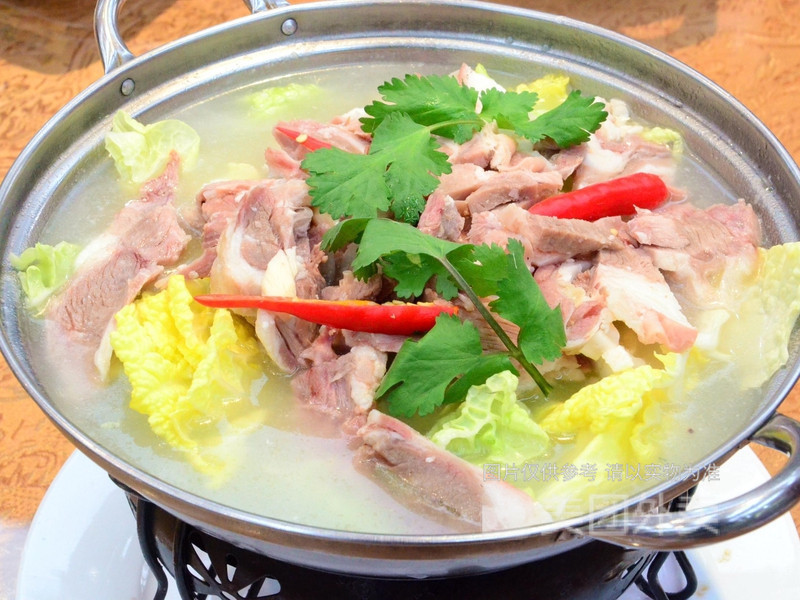 白切羊肉锅仔图片