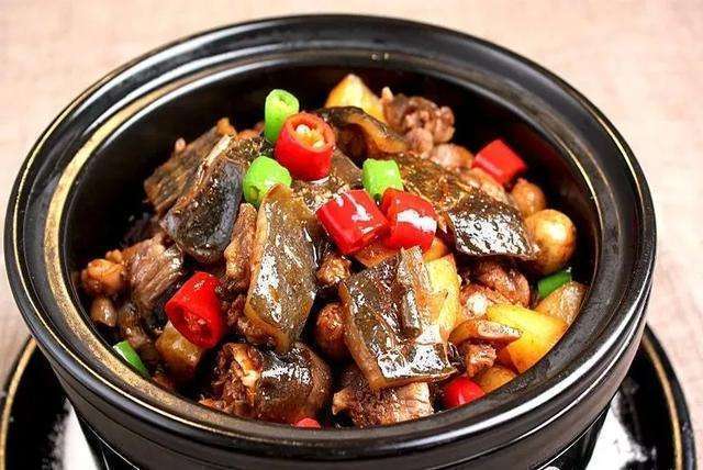 特色小甲鱼图片