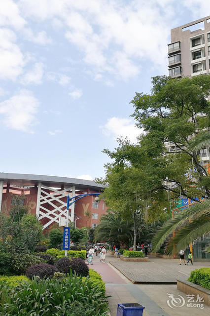            昆明光辉城市普通公寓