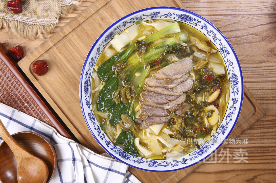 牛肉炒刀削面图片
