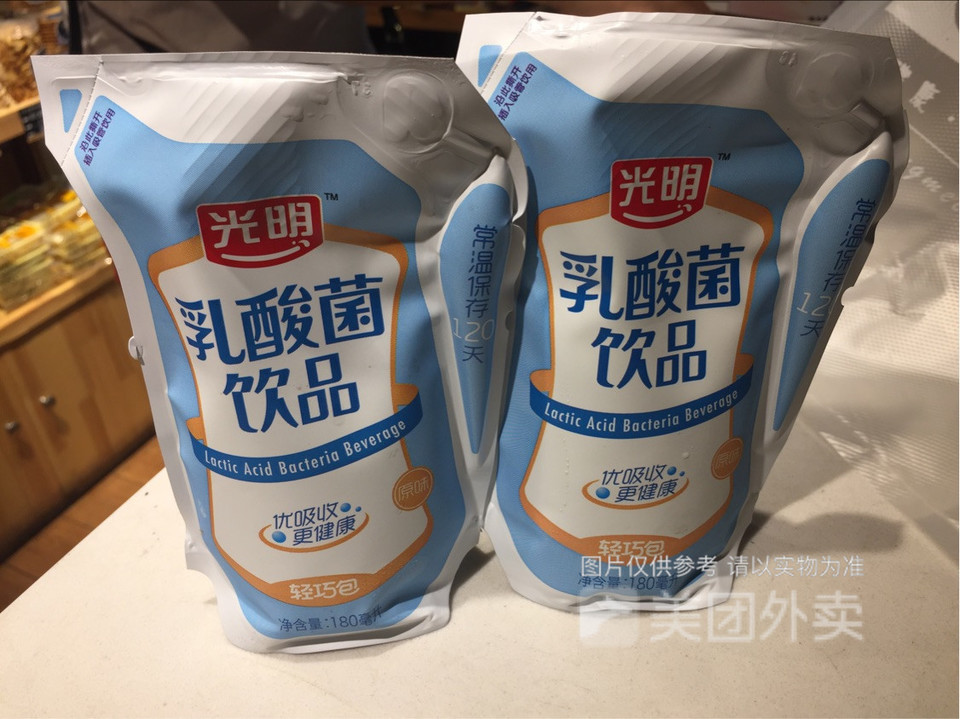 光明袋装酸奶图片