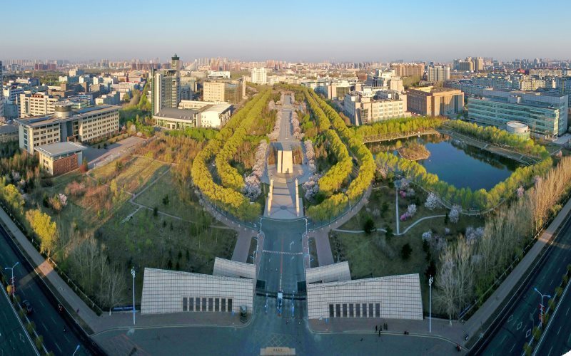 吉林大学和平校区图片