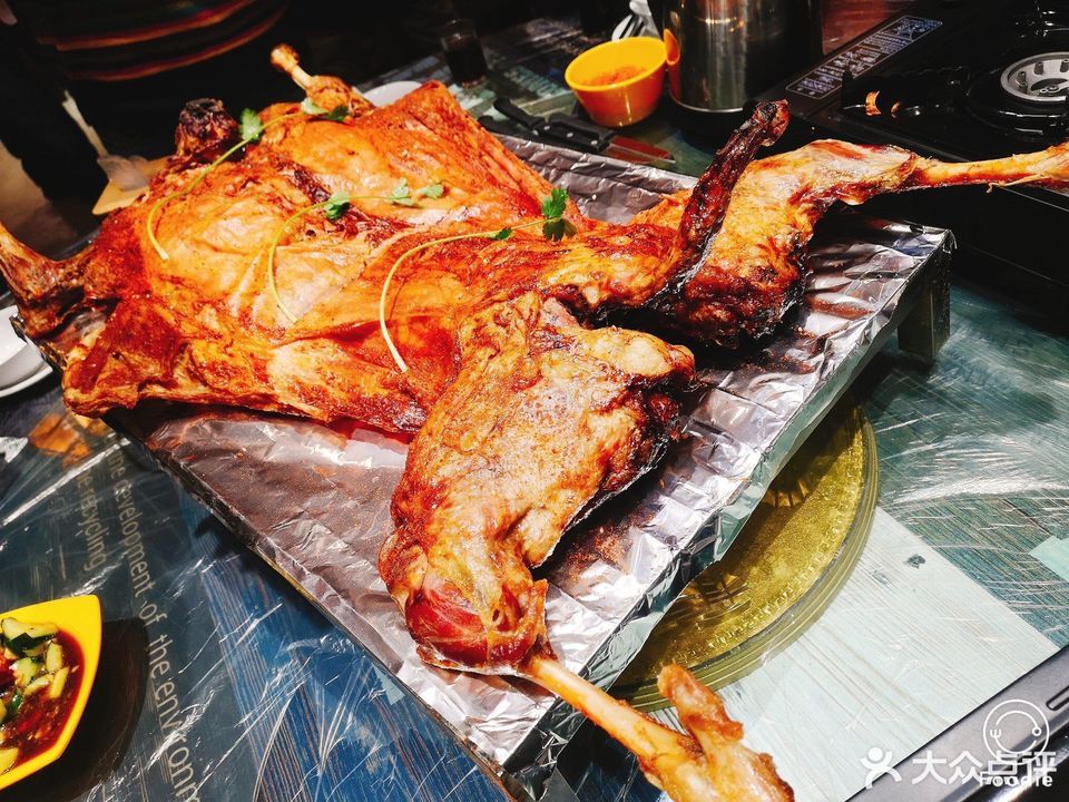 蒙古大营烤全羊才华街店