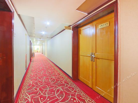 保定市 住宿服务 酒店 > 亚华大酒店(乐凯南大街店)