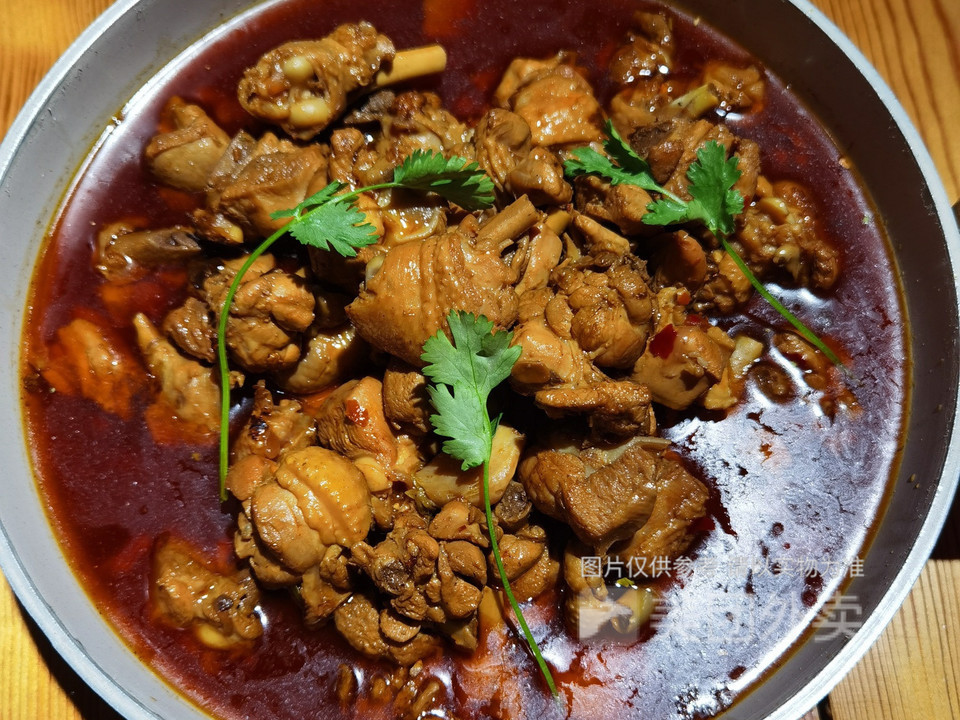 酱香火锅鸡图片