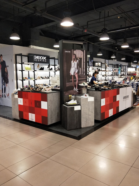 geox(燕莎奥特莱斯店)