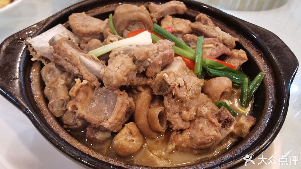 小肠排骨煲图片