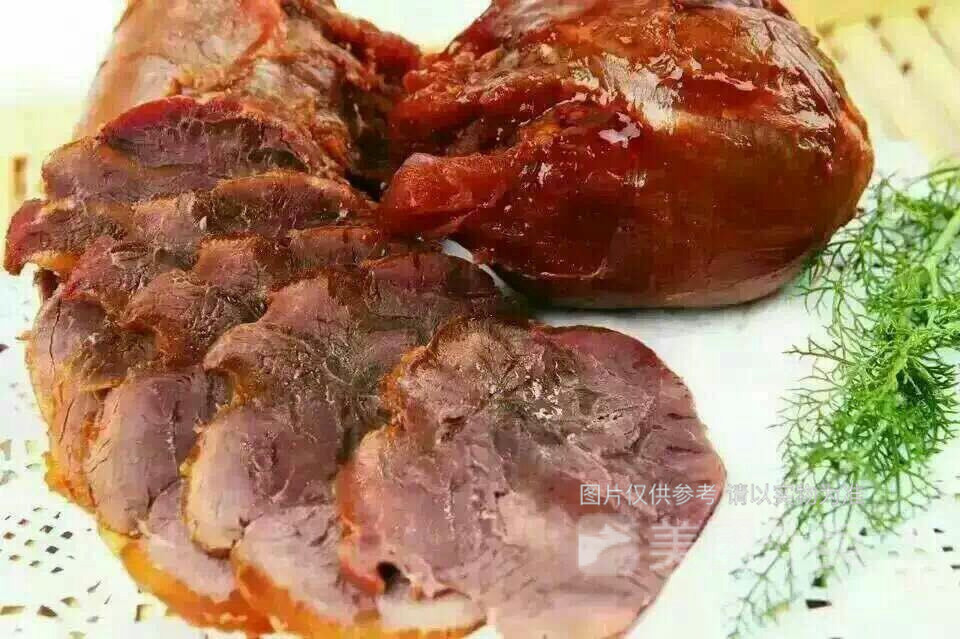 猪头肉推荐菜:圣都(熟食清河店)位于济南市天桥区联四路9号