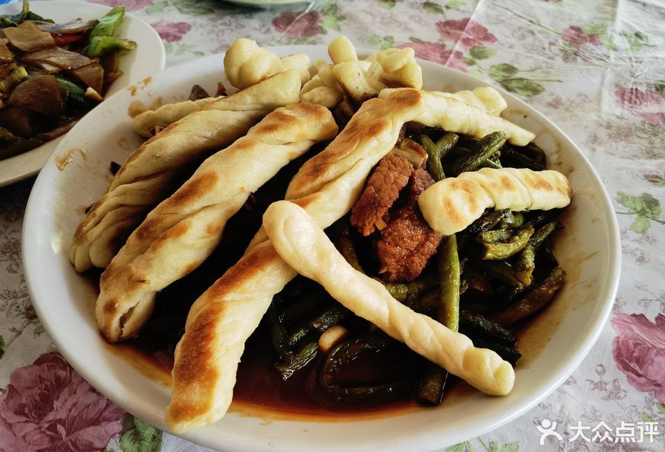 排骨豆角粘卷子