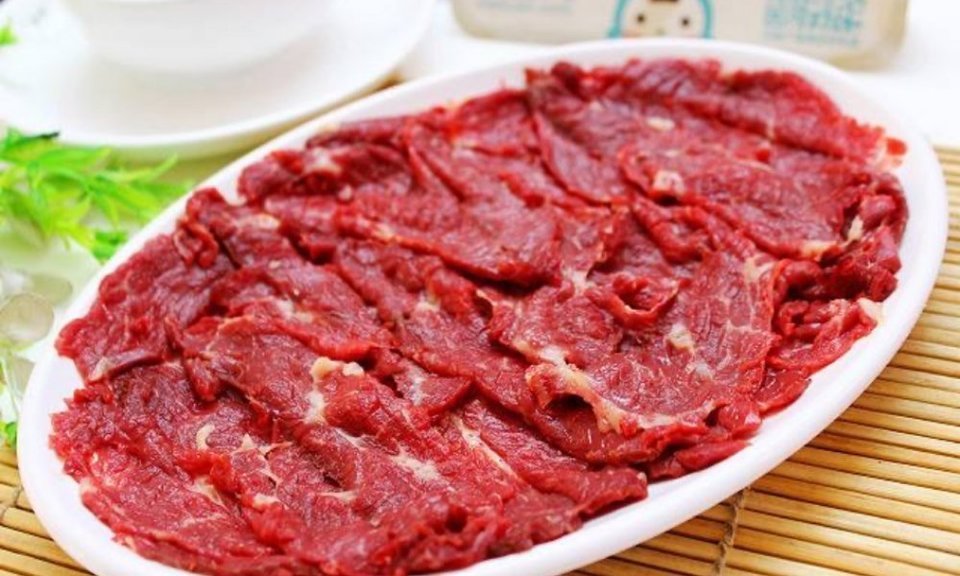 手切鲜牛肉图片