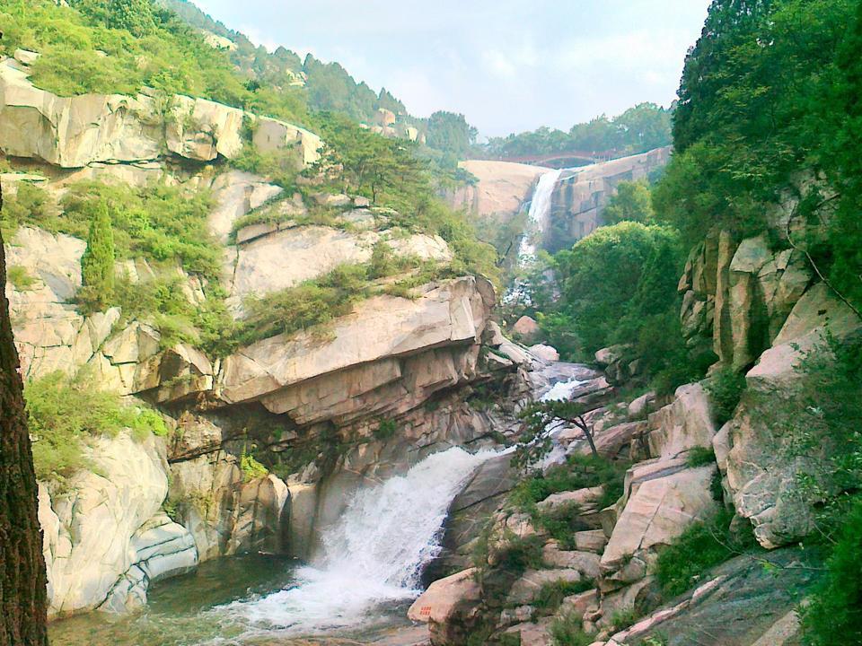              百丈崖(黑龙潭)