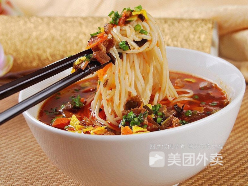 番茄鸡蛋汤番茄鸡蛋手擀面推荐菜:陕西特色小吃(芙蓉东店)位于韶关市