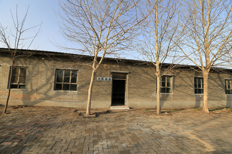 去,怎么走,在哪,在哪里,在哪儿):保定市安新县安新镇大观园孙犁墓电话