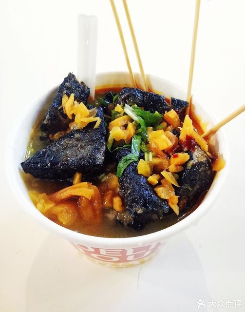 打汤臭豆腐图片