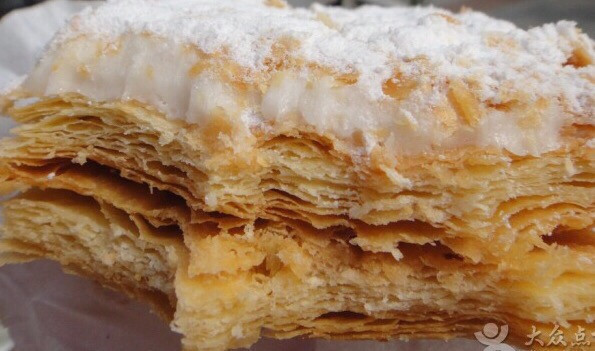 蝴蝶酥黑森林推荐菜:标签:面包店起士林(富民路店)位于天津市河东区