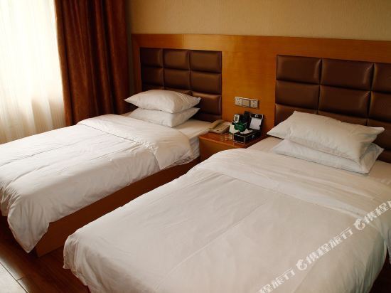 春阳酒店(凤凰南路店)