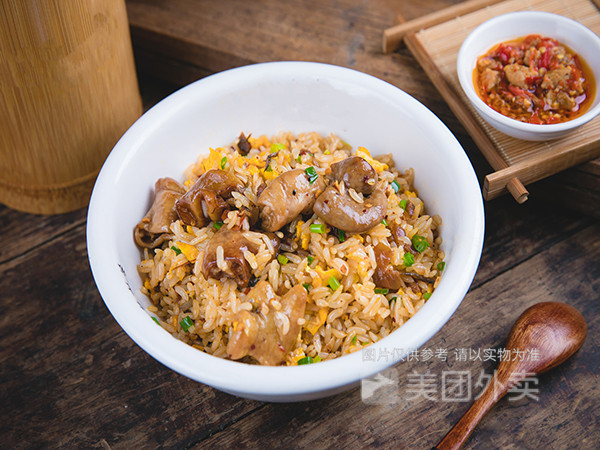 肥肠炒饭图片