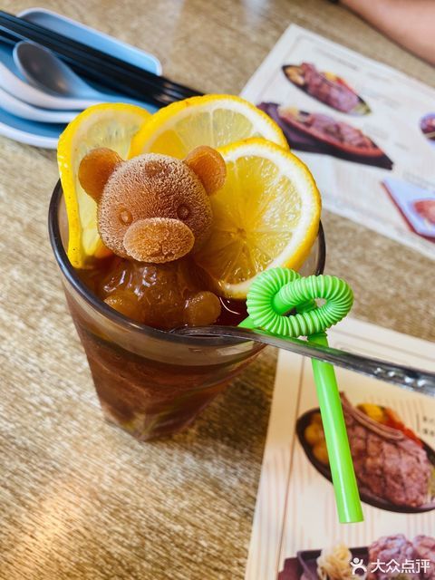 网红熊仔柠檬茶图片