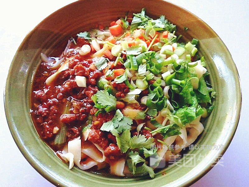 关中三合一油泼面图片