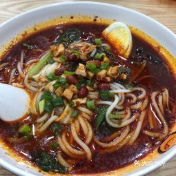 西安市 餐饮服务 餐馆 正餐 中餐正餐 > 东府包