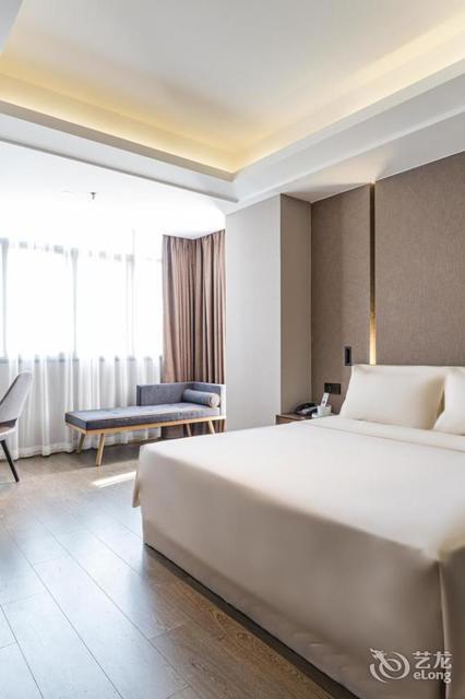 福州市政府亚朵酒店