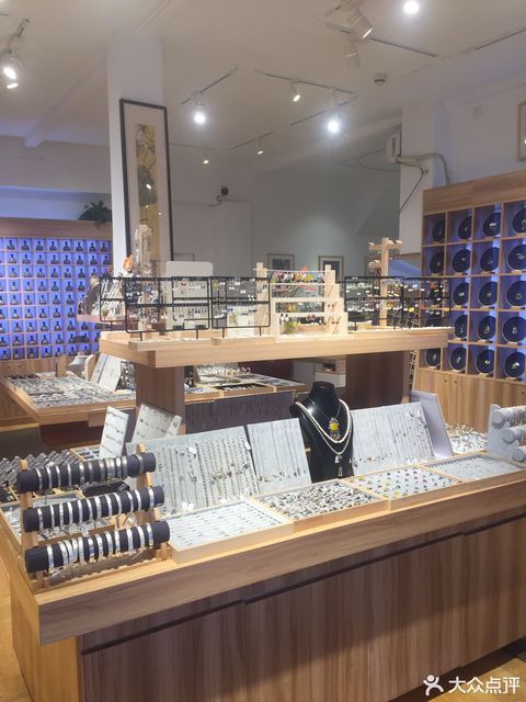 查看裘天宝银楼_360地图搜索结果列表