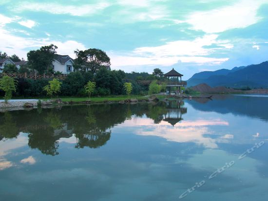 武夷山水庄润德楼别墅