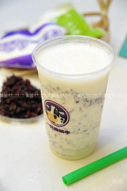 绿豆味酸奶紫米露图片