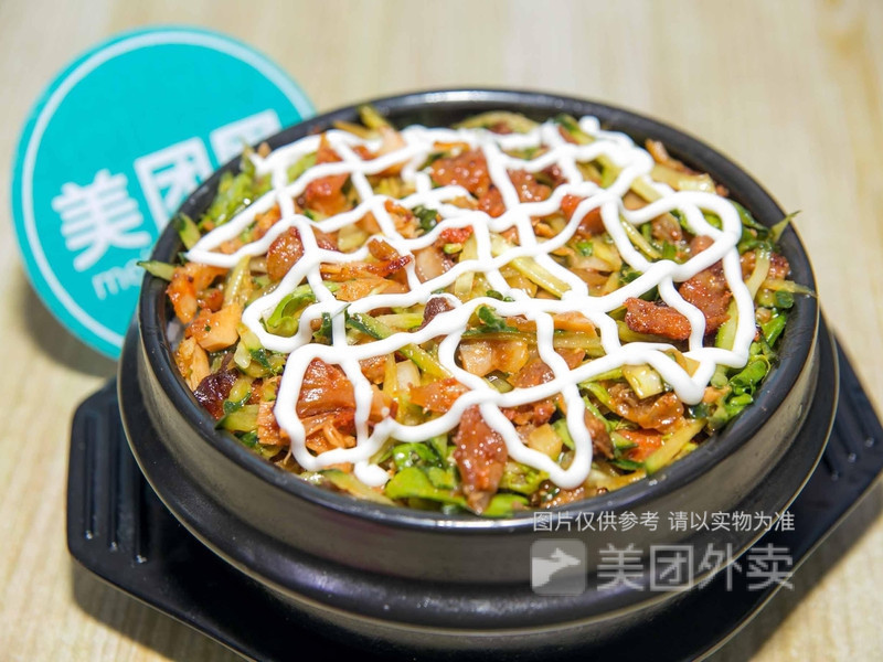 千岛酱烤肉饭图片