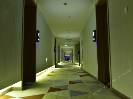 潍坊市 住宿服务 > 温莎慕尚酒店            