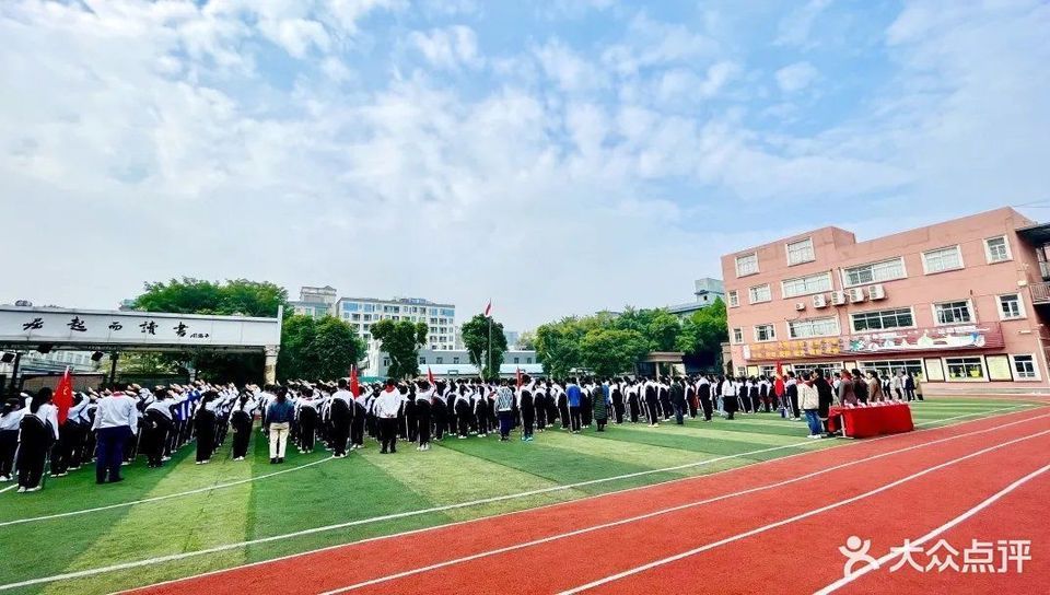翰文实验学校图片
