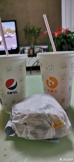 安阳市 餐饮服务 餐馆 快餐 > 华莱士汉堡店(福佳斯店)标签: 推荐菜