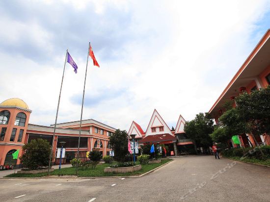 南京八卦洲假日山庄