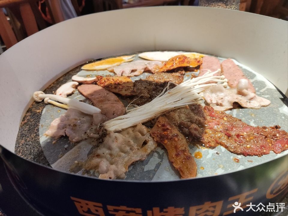 雪花牛板腱极品牛五花自助料碗分类:餐馆;餐饮;中餐;外国菜;融合烤肉