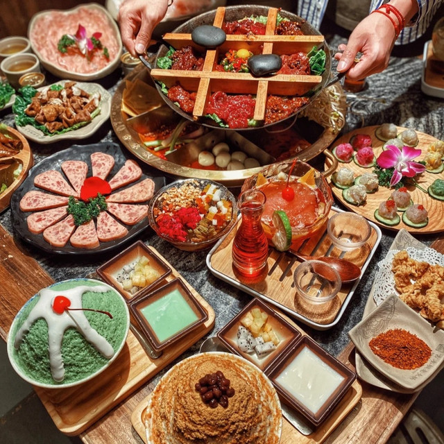 > 洪崖洞老火锅