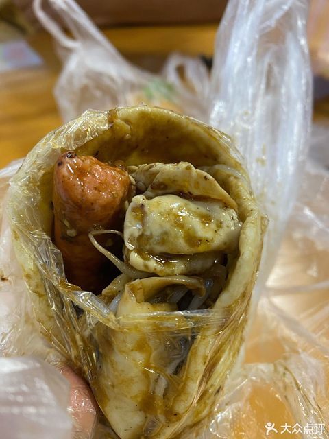 推荐菜:标签:餐饮快餐邱记卷饼位于宿迁市宿城区中央城市花园华联超市