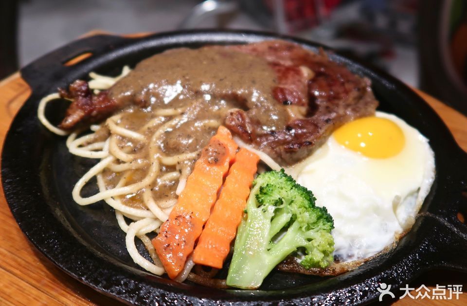 凡塔斯招牌沙朗牛排图片