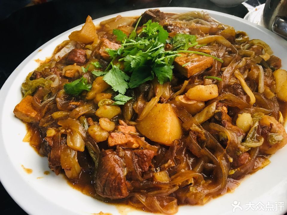 陕北民俗菜馆榆林大烩菜